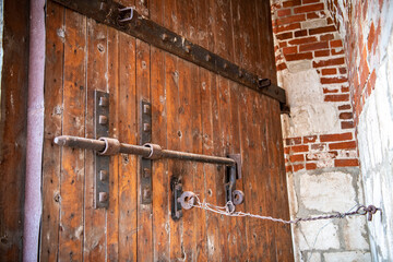 an old stone fortress-kremlin in the center of the city of Zaraysk 
