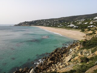 Mar verde playa