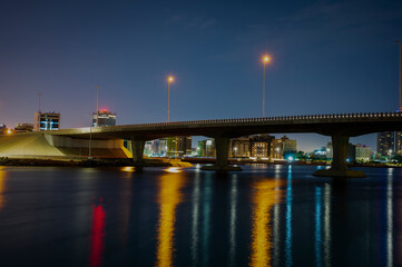 Fototapeta na wymiar bridge at night 