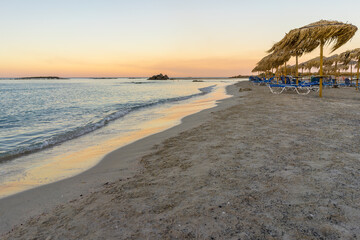 sunrice on the beach © PaciorekPaweł