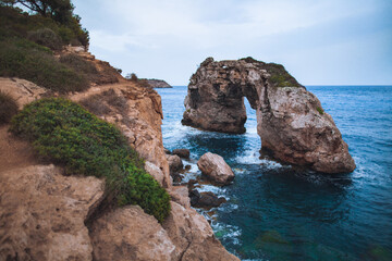 Obraz premium rock in the sea