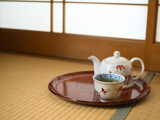 和室でリラックス