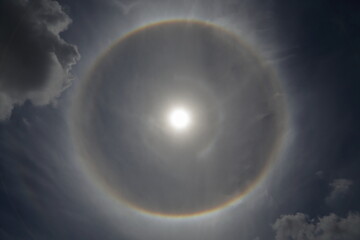 Obraz na płótnie Canvas sun halo in the sky