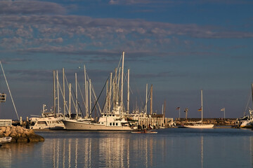 Fototapeta na wymiar Santa Barbara harbor cruise at sunset