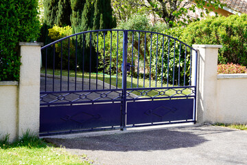 blue metal vintage house retro classical steel gate