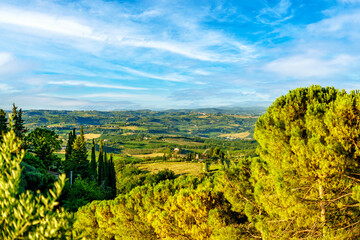 Fototapeta premium Blick von San Gimignano in die Toskana