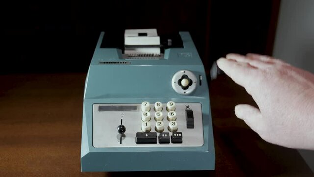 Old appliances, using of a mechanical calculator