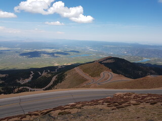 road to the mountains