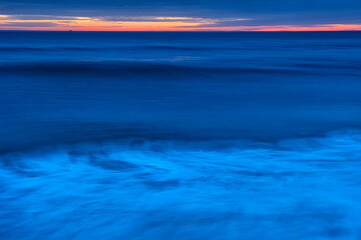 Obraz na płótnie Canvas Atlantic Ocean at sunrise; Virginia Beach; Virginia