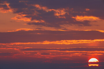 farbenprächtiger Sonnenuntergang