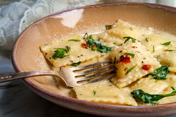 Tuscan Creamy Cheese Ravioli