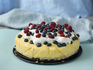 Unbaked mango lassi cheesecake  © Joanna Grabowska
