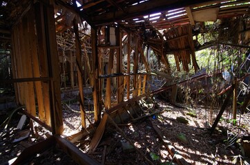 瓦礫と廃墟