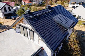 construction of a roof in a single-family house made of ceramic tiles