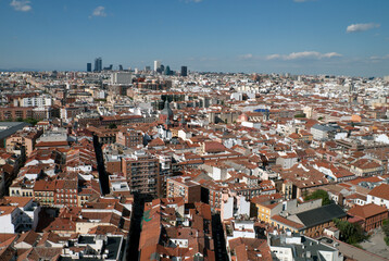Tejados de Madrid ciudad desde el aire. Rooftop España