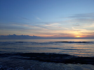 mare al tramonto
