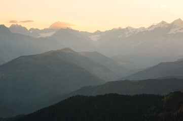 Fototapeta premium Rocky mountains silhouettes