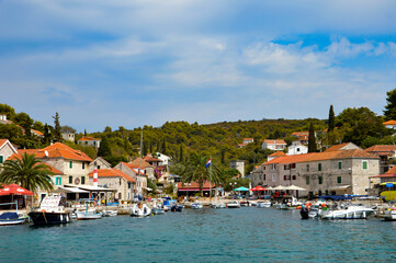 Fototapeta na wymiar The small town of Solta on one of the many islands that can be reached from Split in Croatia.