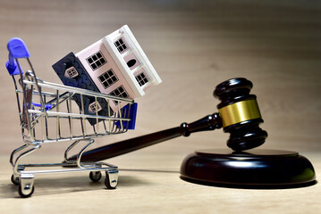 Obraz premium Real Estate Purchase and Sale Transaction Litigation. Sale of the Real Property Lawyer. Seller backs out of transaction. House in Supermarket Trolley (shopping cart) and Judge hammer. Legal excuse