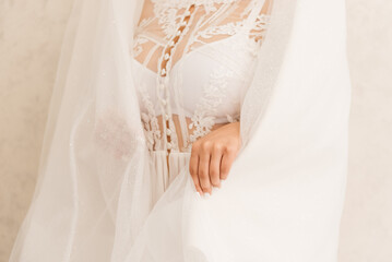 Bride's hands, beautiful wedding details