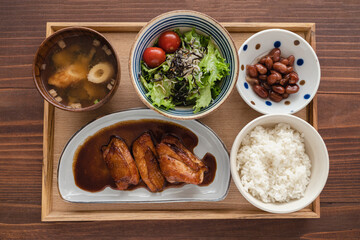 照り焼きチキン　定食