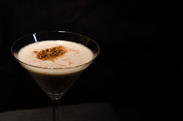alexander cocktail with cinnamon