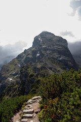 path in the mountains