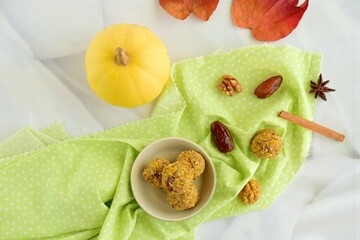 Pumpkin pecan date chia oat energy balls