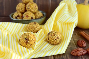 Pumpkin pecan date chia oat energy balls