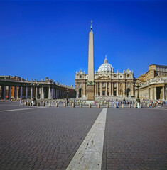 Fototapeta na wymiar St.Peter's Basilica, Rome