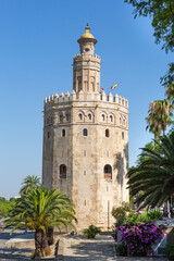 Fototapeta na wymiar tower of the Gold in Seville, Spain