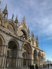 Naklejka premium Basilica Golden Facade Venice
