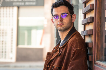 Fototapeta premium portrait young man on street