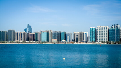 Obraz premium Abu Dhabi, UAE - April 21, 2021 - Capital of Dubai during blue sky, United Arab Emirates