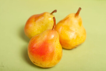 pears