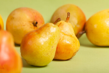 pears
