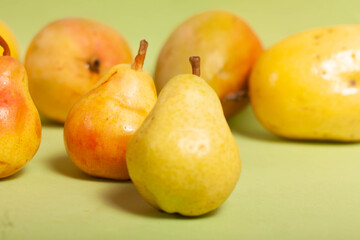 pears