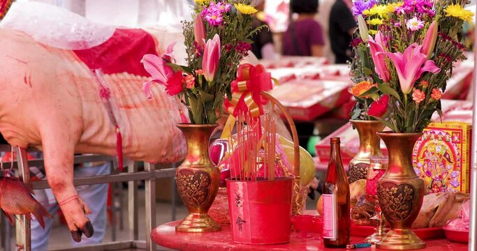 (2020 09 02 new taipei city)Traditional Chinese religious customs, Chinese Ghost Festival, sacrifices on the table