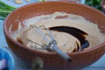 Making Organic Salad Sauce