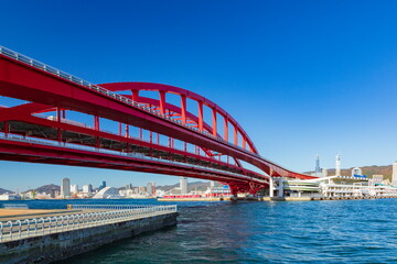 神戸港の風景　神戸市中央区港島にて