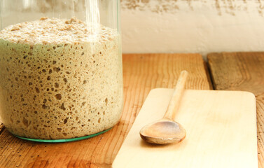 Sauerteig Roggensauerteig Triebmittel Hefeteig