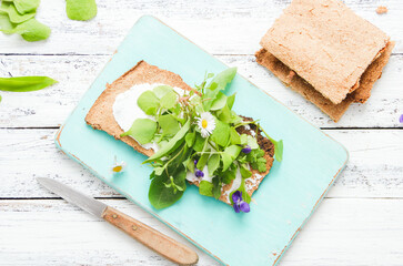 Wildkräuter Salat Wild Kräuter Brot
