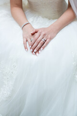 Bride's hands jewelry