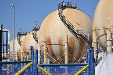 Big tanks for power plant
