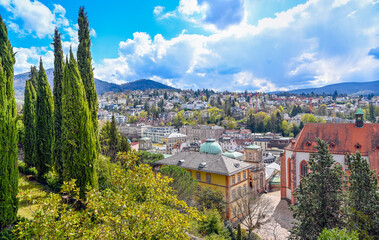 View of the Friedrichs bath and the collegiate church in Baden Baden. Seen from the new castle....
