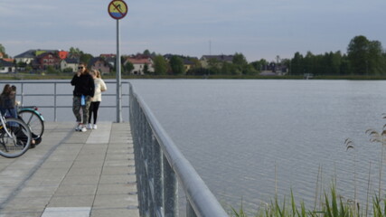 molo nad jeziorem © Grzegorz