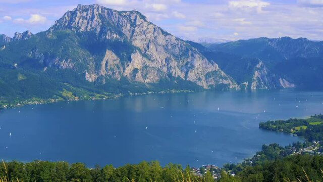 Traunsee/Gmunden/Austria Timelapse