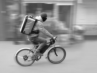 Bicycle courier