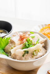 豚トロネギ塩だれ丼