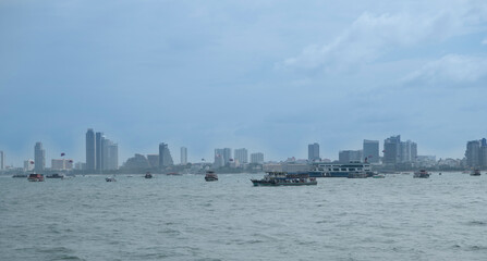 Fototapeta na wymiar View of the Gulf of Siam and the city of Pattaya.